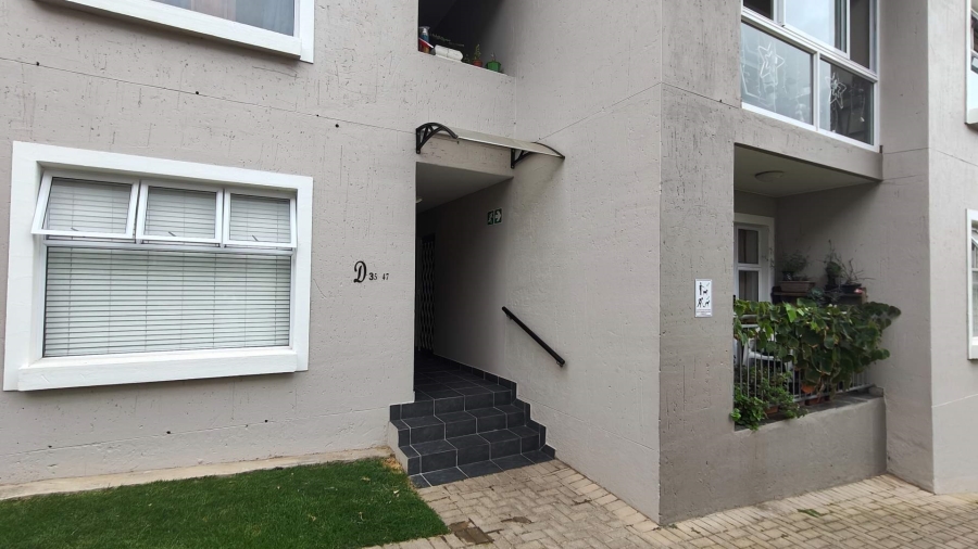 2 Bedroom Property for Sale in Island View Western Cape